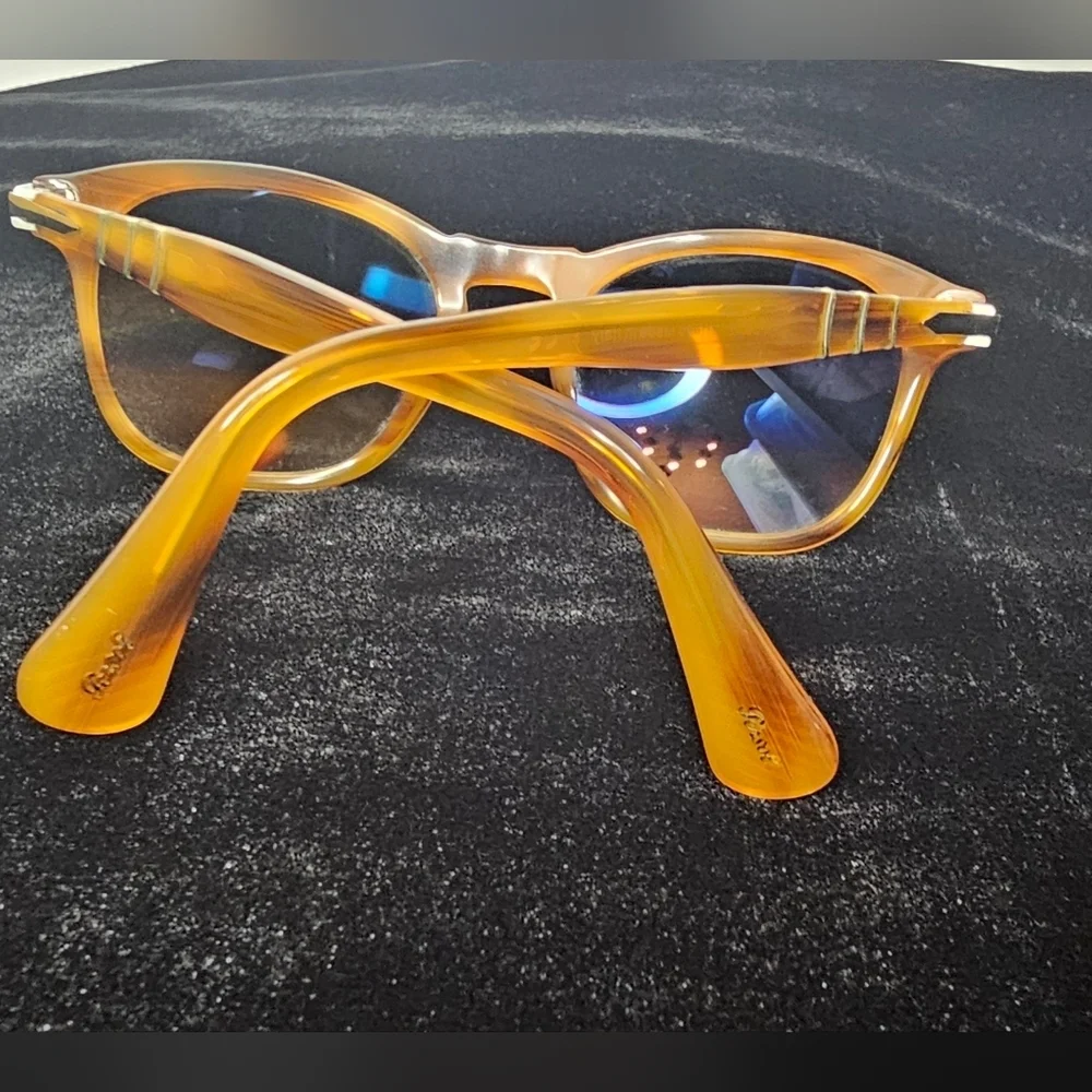 Persol questions leave